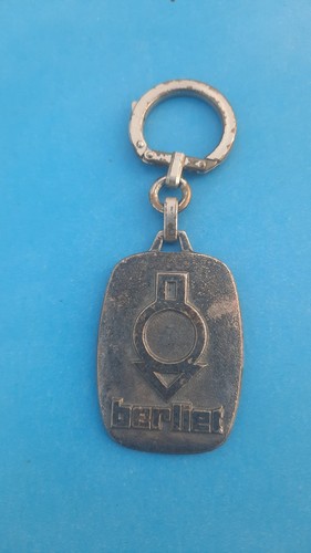 Porte clé acier berliet - clé,
