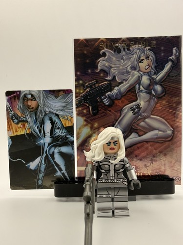 Brick custom minifigure - j,