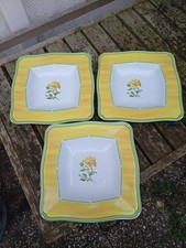 Lot 3 Assiettes Creuses en Porcelaine Fine  BARBIER Depuis 1830