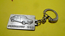 porte clef  PEUGEOT  204 Vintage d'epoque CHALAS Clermont Ferrand
