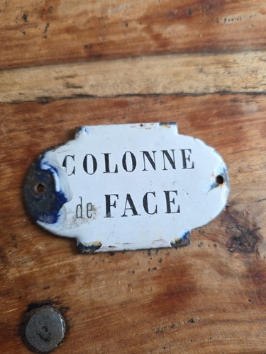 Ancienne plaque émaillée