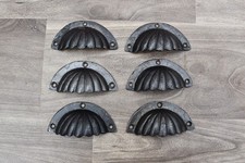 Ancienne poubelle à tasse en