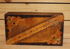Ancienne boîte en bois de