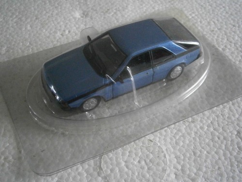 Voiture miniature renault - miniature,
