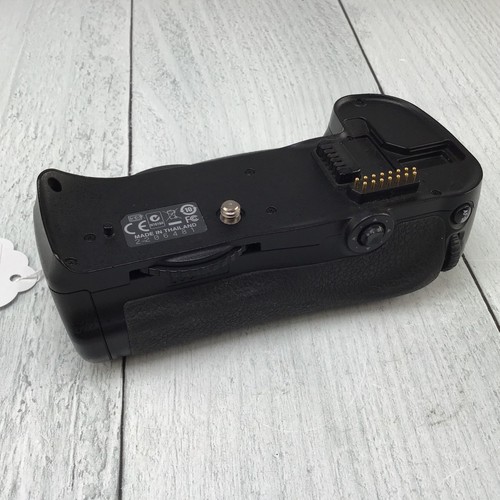 Nikon d10 battery grip for - battery,