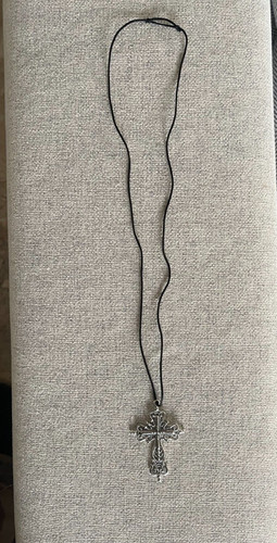 Collier pendentif médaillon