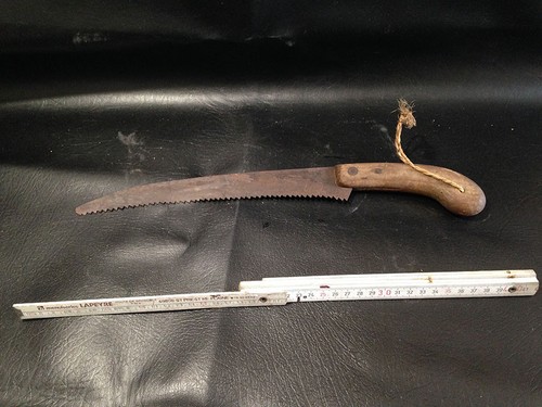 Ancienne scie main outils - ,