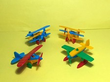 L18 - 4 figurines Maraja