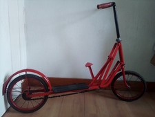 Ancienne Trotinette À Piston 1930