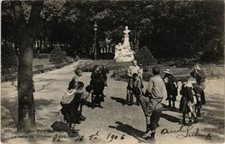 CPA PARIS 8e Parc Monceau. La balle au cavalier (534645)