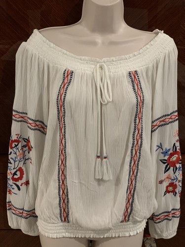 Nwt xhilaration love and - love,