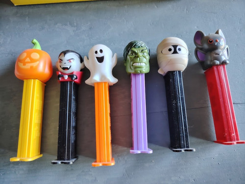 Pez lot distributeurs - de, 6