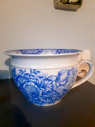 Ancien pot chambre amand - de,