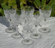 Service de 6 verres en cristal taillé. Début Xxe s. Haut. 12,4 cm