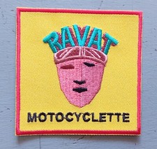 Ecusson Patch Tissus Thermocollant Moto Française Ravat 7,5 cm par 7,5 cm 
