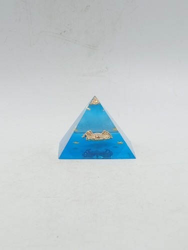 Inclusion pyramide - inclusion,