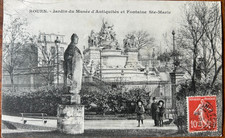 CPA 76 ROUEN JARDIN DU MUSEE D ANTIQUITES ET FONTAINE STE MARIE