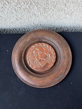 Tableau décoratif en cuivre repoussé - Portrait d'homme - Cadre bois