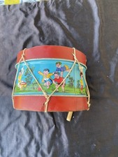 ancien jouet tambour en tole avec scénes de jeux enfantine des année 50/60