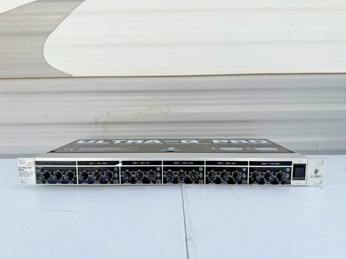 Behringer ultra pro - behringer, q