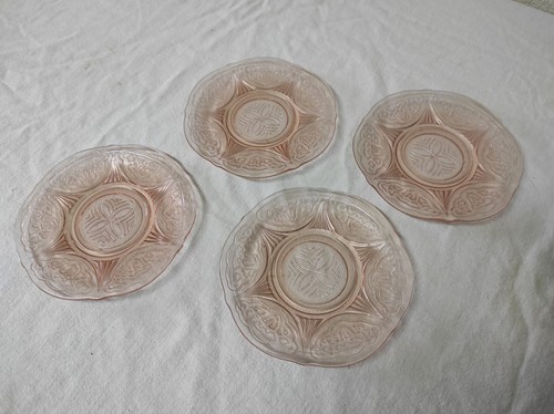 Anciennes soucoupes sous - 4, soucoupes,