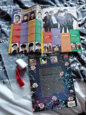 Indochine Lot : livre 1986 - magazine OK mars 1988 et bracelet concert offert