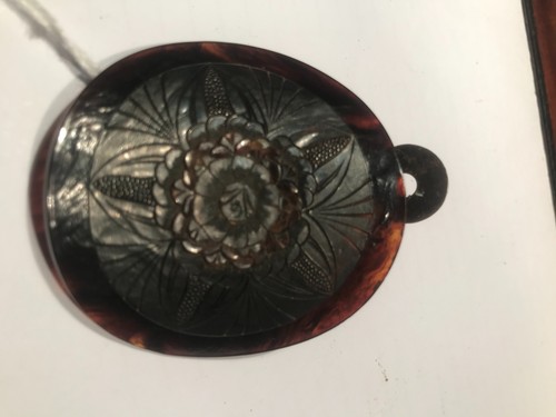 Ancienne broche écaille de - broche, en
