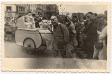 Ancienne photo défilé de