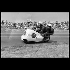 Photo M.001207 HILLEBRAND-GRUNWALD BMW SIDECAR DUTCH TT GRAND PRIX 1956