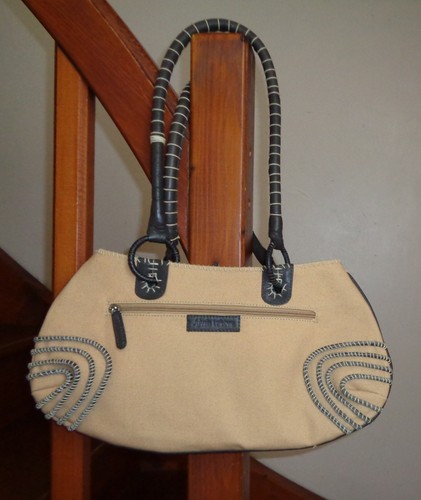 Beau sac porté - , épaule