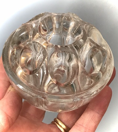 Ancien vase pique fleurs boule - ancien,