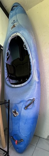 White water kayak - white, w/