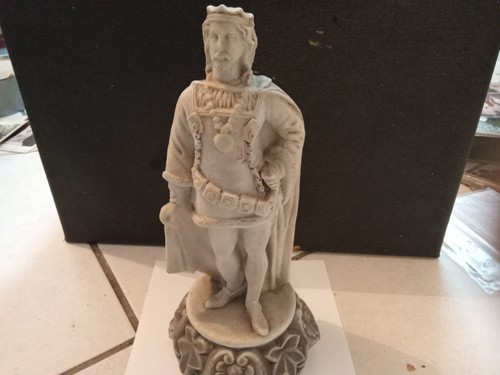 Statuette biscuit - statuette, en
