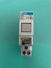 télérupteur 16A 250v  24v  Hager E524 01