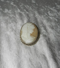 Ancienne broche pendentif