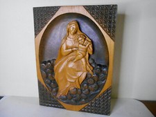 Tableau mural signé bas relief ancien religieux bois sculpté Vierge enfant Jesus