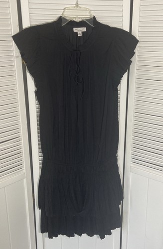 Current air anthropology - current, dress