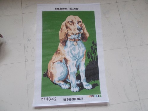 Canevas faire chien assis - à,