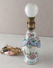 Ancien pied de lampe, en