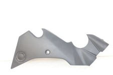 CACHE CHASSIS LATERAL DROIT -