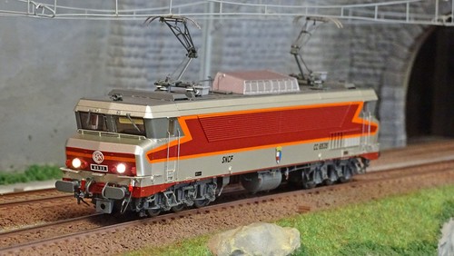 Models 10331s locomotive - models,
