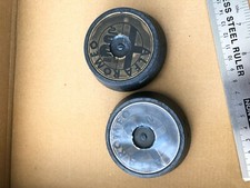 Alfa Roméo. Paire de centres