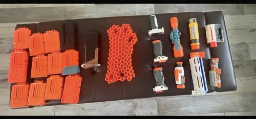 Lot nerf accessories - 22,
