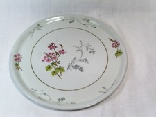 Plat à gâteau en porcelaine de Limoges de la maison Haviland