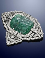 Broche Art Déco Sculptée