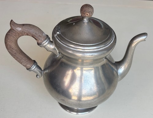 Théière étain manche en - théière, étain,