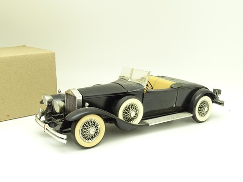 Maquette plastique - 1/24,