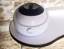 3 APPAREILS D'EPILATION ET D'ENTRETIEN: 2 CHAUFFES CIRES ET  1 STERILISATEUR UV