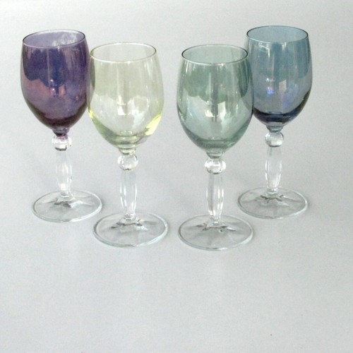 Verres pied opaline - à,