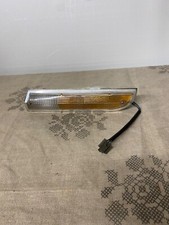 Clignotant feu avant droite